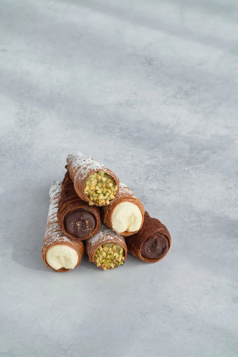 グレーの背景シートで撮影した焼き菓子の実写作例